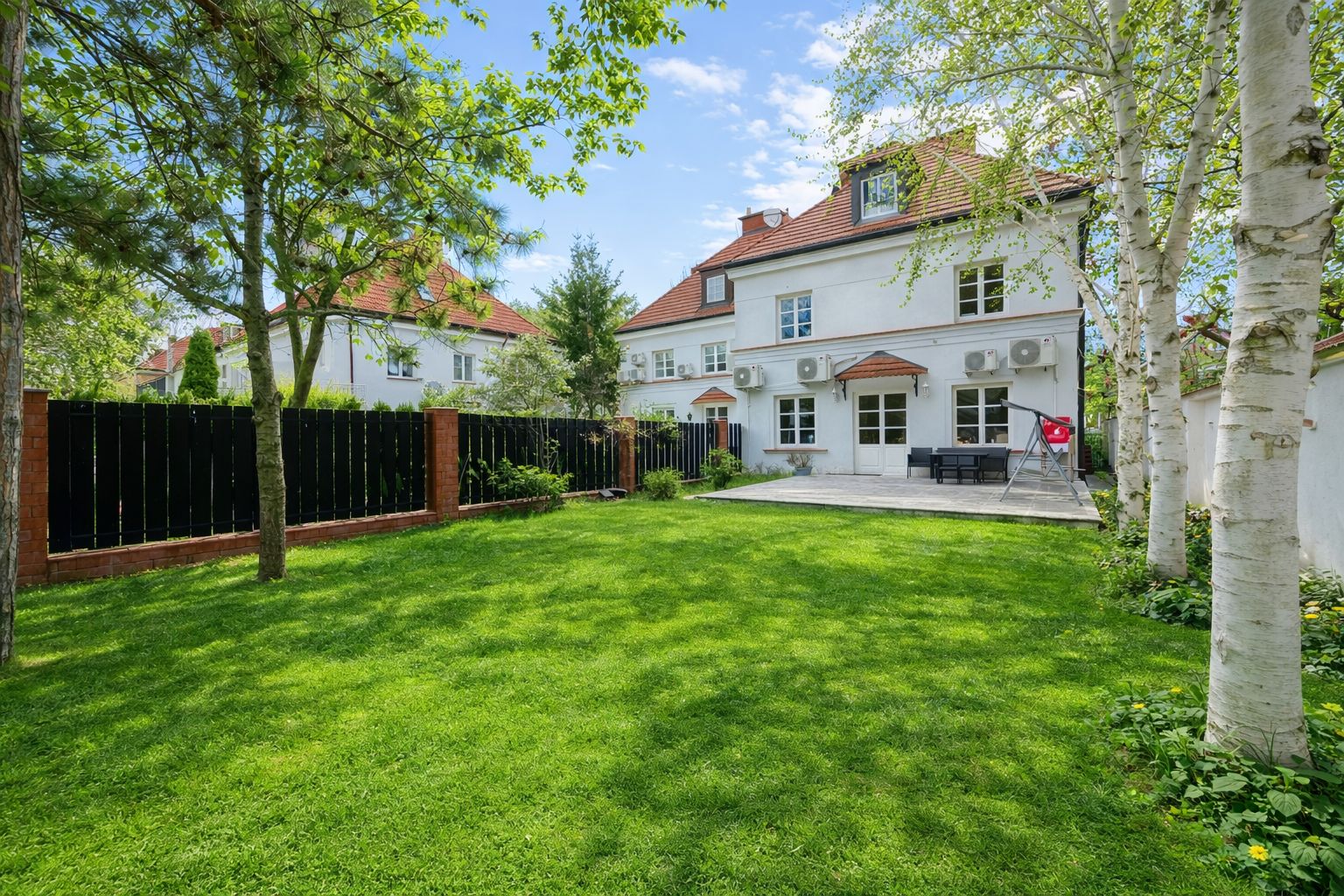 Prestigious classic villa with green garden premium real estate Warsaw Zoliborz